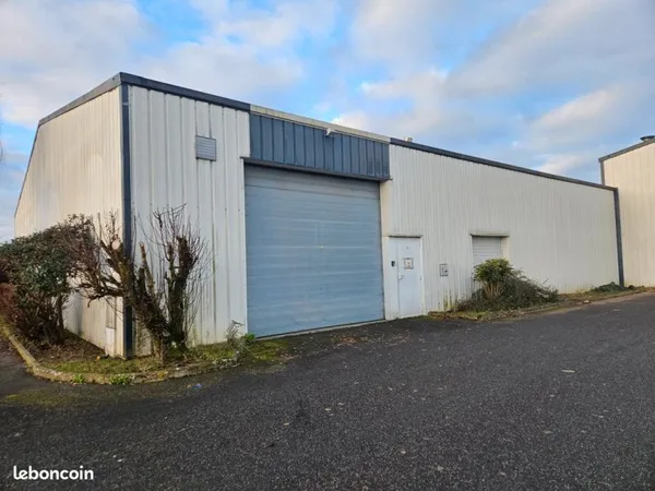 LOCAL 250m2 SAINT GERMAIN