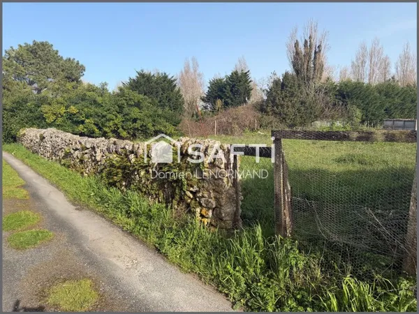 Magnifique terrain de 2258m2 à L'ileau 17190
