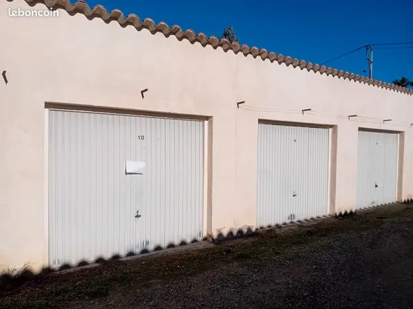 Stationnement Location Vinça   95€