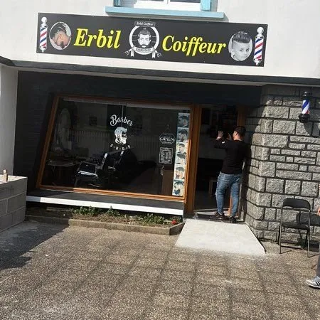 Espace commercial à louer coiffeur au magasin