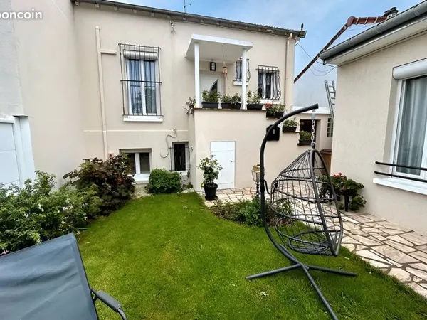 Maison 9 pièces 158 m²