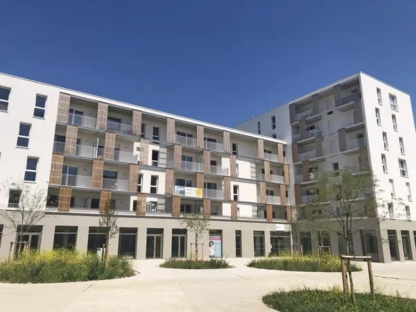 Appartement neuf ( Frais de notaire réduits ) T2 42,05m2 + Terrasse 6,40m2 Senioriales