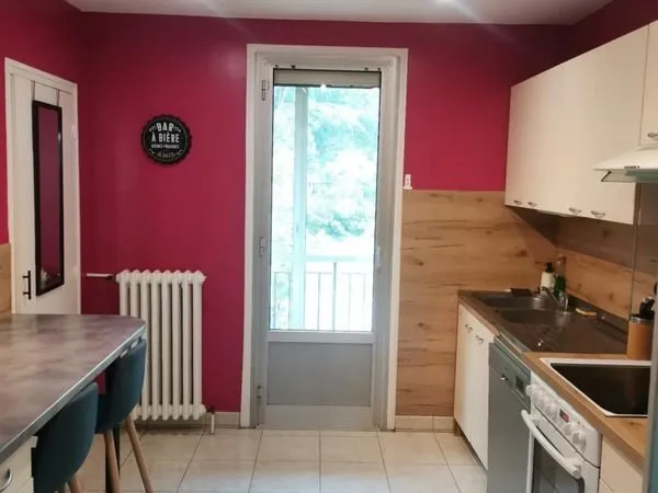 Appartement avec cave et garage