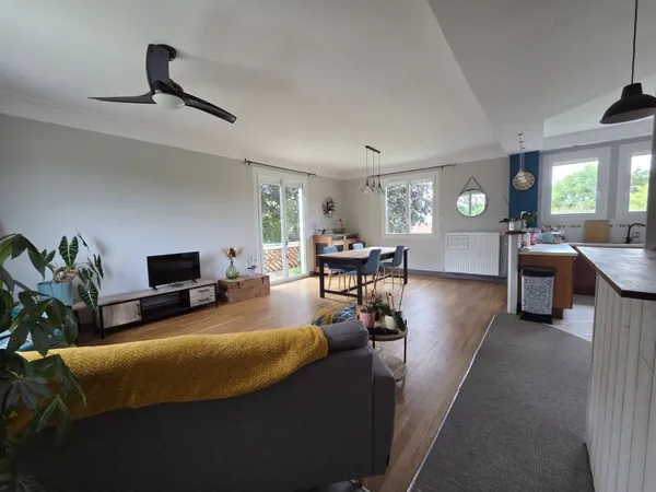 Maison familiale avec piscine