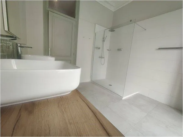 Appartement 4 pièces 159 m²