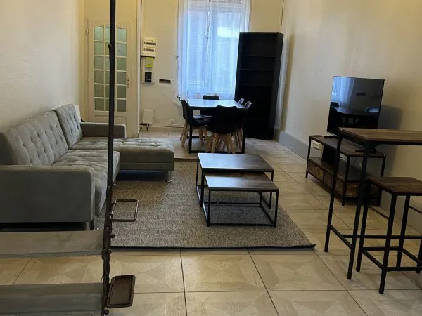 Propose colocation 103m² avec jardin proche des transports - Roubaix (59)