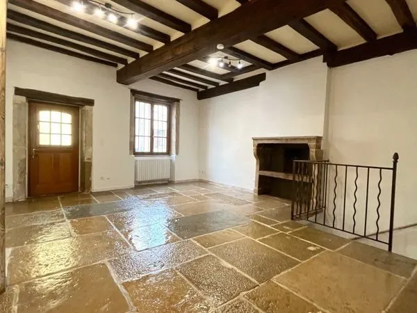 Charmant T2 à louer+espace souplex aménageable dans maison de ville à Plombières les Dijon