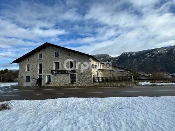 Fonds de commerce 600 m²