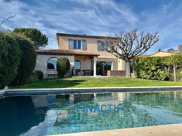 EGUILLES - Maison 155 m2 - Jardin 1000 m2 - Piscine - Garage - Vue dominante -