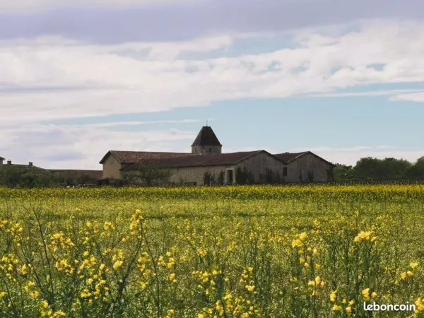 Bien agricole 223000 m² Camiac-et-Saint-Denis