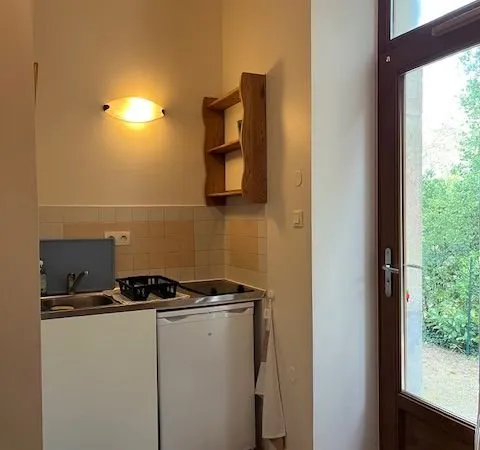 Studio meublé dijon est