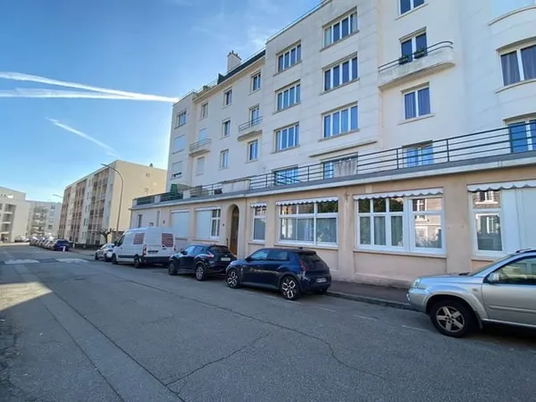 Appartement 2 pièces 74 m²