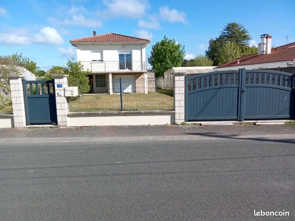 Maison familiale clé en main + T2 indépendant - calme - proche plage