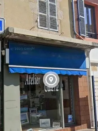 LOCAL COMMERCIAL et APPARTEMENT