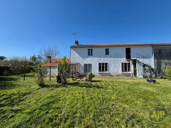 Maison Vente Paulx 5p 156m² 176700€