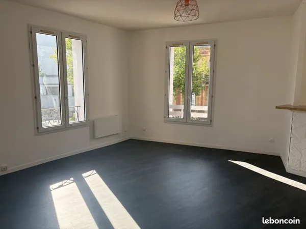 🏡 Grand T3 71 m² refait à neuf - séjour lumineux - 2 chambres - 1er étage
