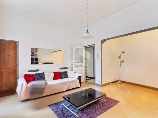 A vendre appartement type 3 de 84m2 à Marseille 13001
