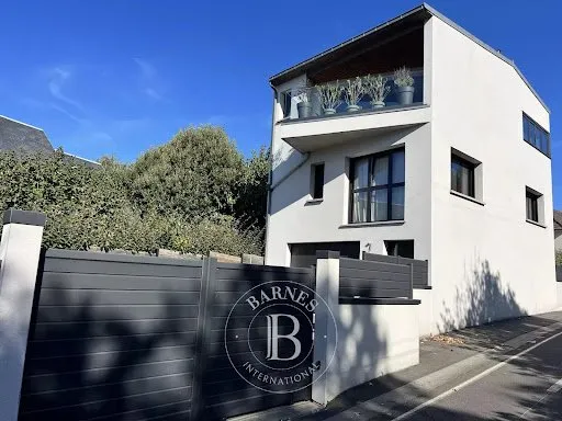 Maison 5 pièces 170 m²