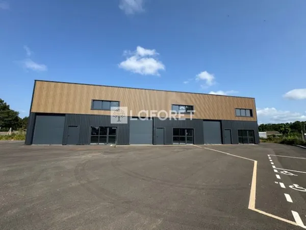 Local d'activité 465 m²