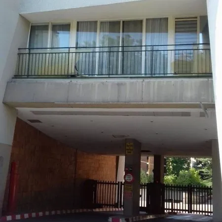 Parking 11 m²