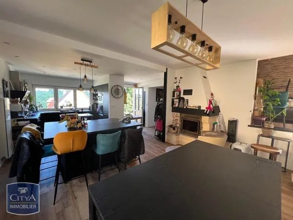 Maison 5 pièces 130 m²