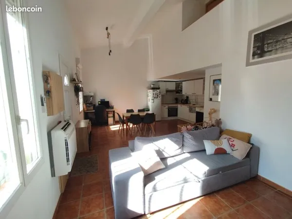 Location maison de ville T4
