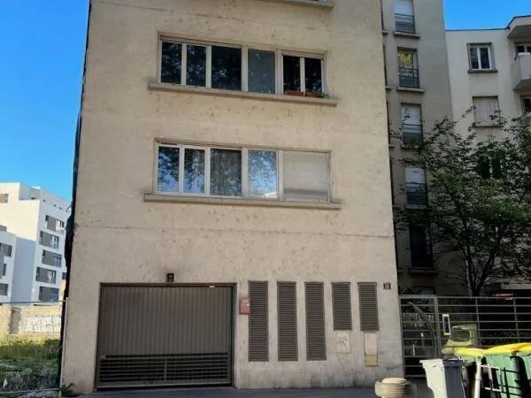 Stationnement Location Lyon   85€