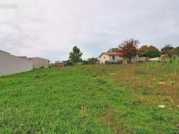 Terrain 386 m² VERINES