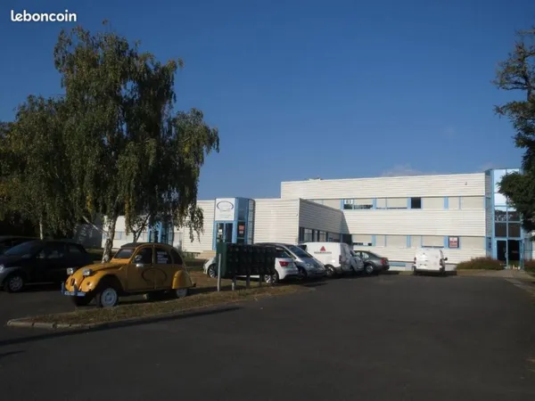 Bureau 13 m² - Atlantis / St Herblain - Parking - 300 HT CC