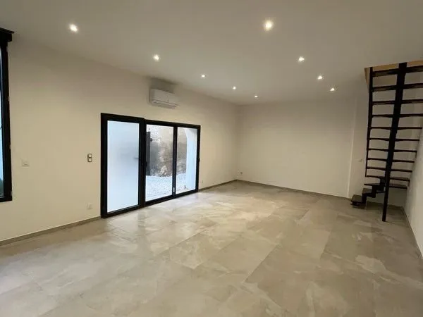 Maison rénovée - vente à terme