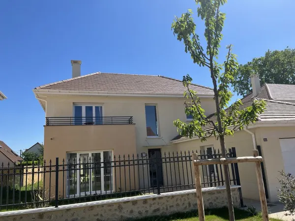 Maison 5 pièces à partager 120m² Saint-Leu-la-Forêt en mai 2025