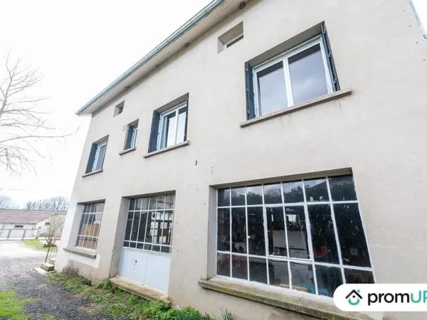 Maison ancienne de 117 m2 à PALLADUC