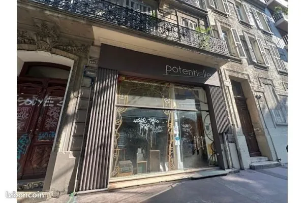 Local 86 m²
