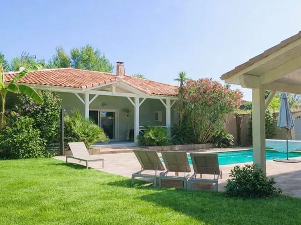 Maison 5 pièces 200 m²