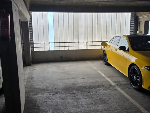 Garage/Parking Galaxie