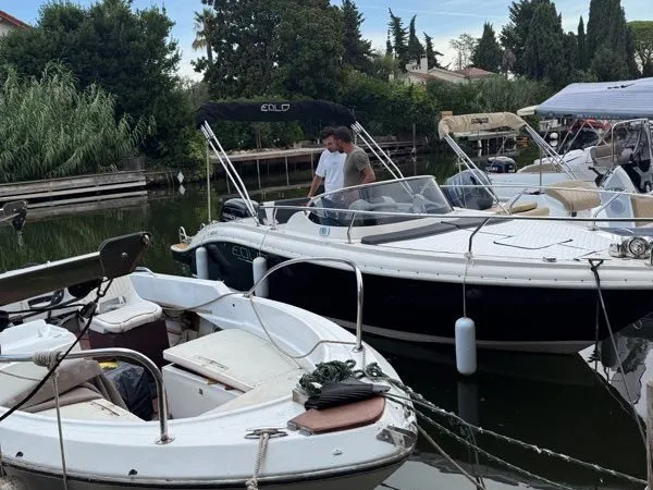 Place de bateau 6,5m maxi à louer