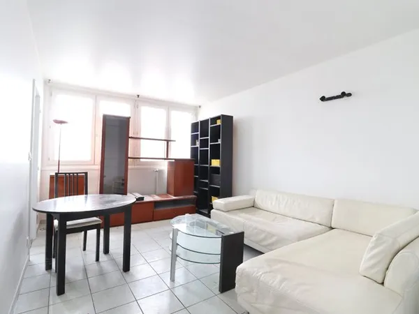 Appartement 2 pièces 45 m2 - PARIS 13