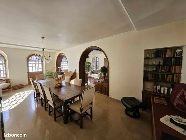 Maison de ville 3 pièces 192 m²