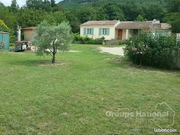 A VENDRE A ARTIGUES Maison 4 pièce(s) de 100 m2 sur terrain clos de 1516 m²