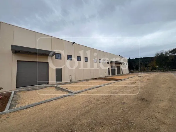 Local d'activité 5053 m²
