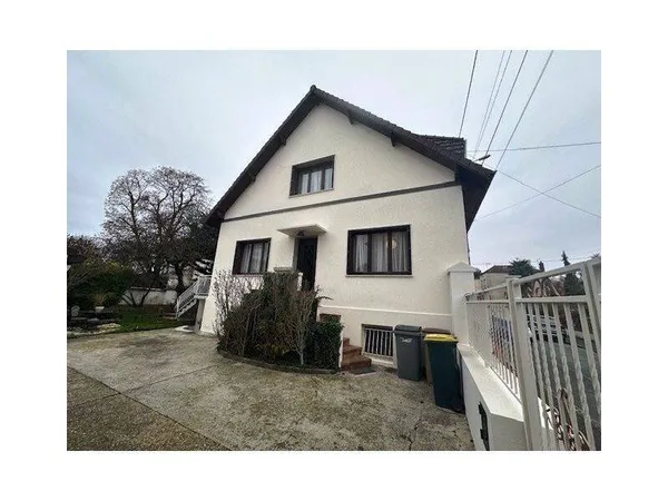 Maison 8 pièces 137 m²