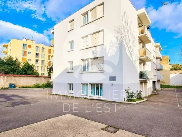 T4 - LYON 3 - 61 m²