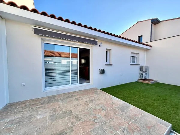 Villa plain-pied 2 chambres avec garage et jardin Elne