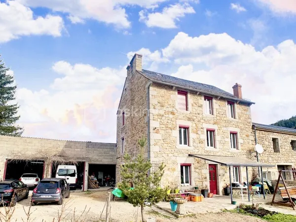 Maison 7 pièces 175 m²