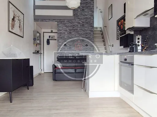 Superbe appartement, avec chambre en mezzanine, à vendre au