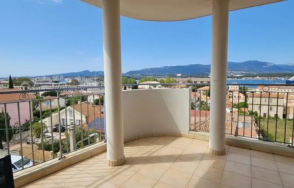 Appartement La Seyne Sur Mer 2 pièce(s) 45.52 m2