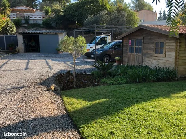 LOCATION TERRAIN Sanary/Bandol