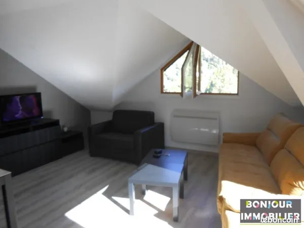 Studio 1 pièce 27 m²