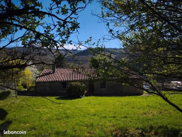 Maison 5 pièces 174 m²