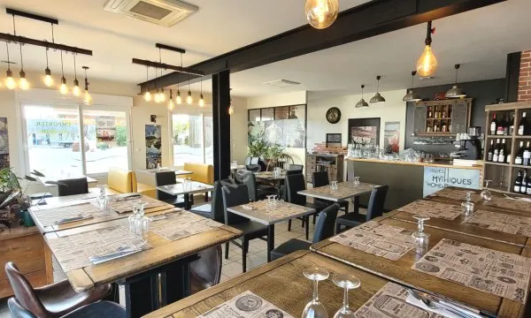 Bistrot à vendre . Emplacement privilégié